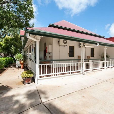 Pure Land Guest House トゥーンバ エクステリア 写真