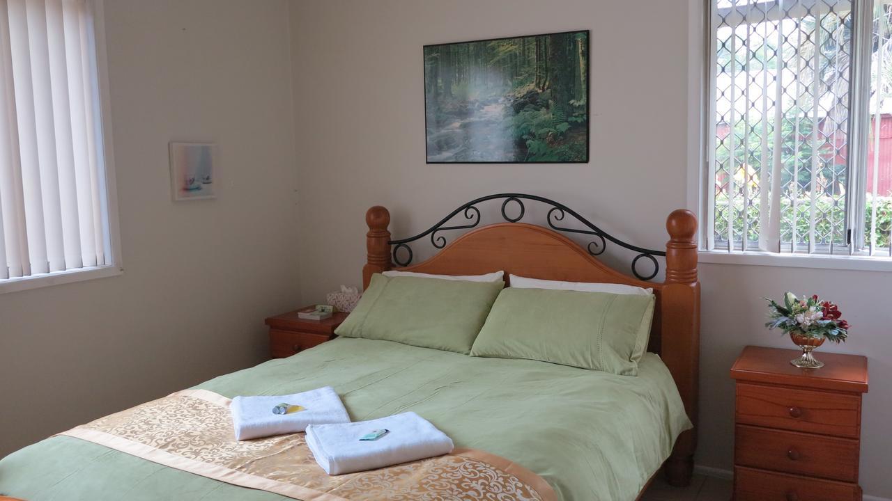 Pure Land Guest House トゥーンバ エクステリア 写真