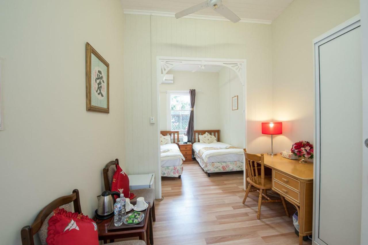 Pure Land Guest House トゥーンバ エクステリア 写真